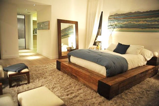 卧室木质地台床设计装饰图