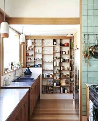 日式风格木质厨房装修效果图