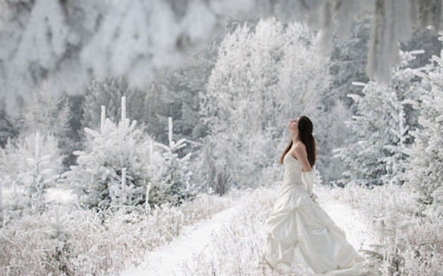 婚纱照雪景图片 雪景婚纱照哪里可以拍