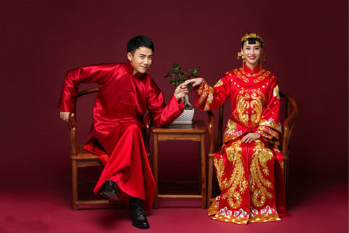 中国婚纱照图片_婚纱照风格