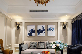 140平美式风格三居沙发背景墙装饰画