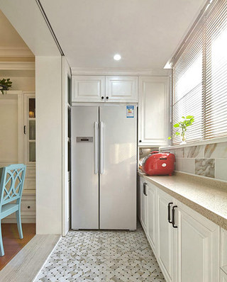140平美式风格二居厨房地板瓷砖