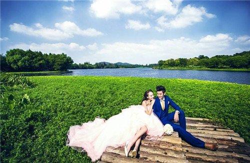 杭州西湖婚纱照_杭州西湖拍摄婚纱照(3)