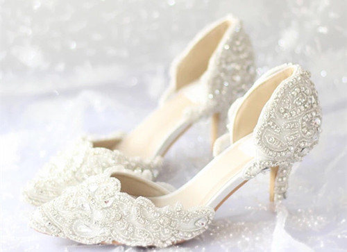 婚鞋品牌推荐 挑选婚鞋应该知道的小技巧