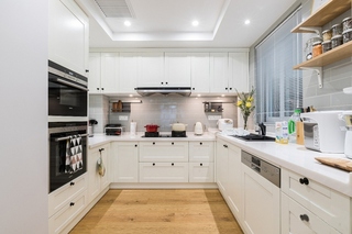 130平现代北欧风格装修厨房装潢图