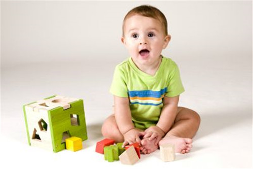 7个月宝宝早教训练有哪些 7个月宝宝做什么训