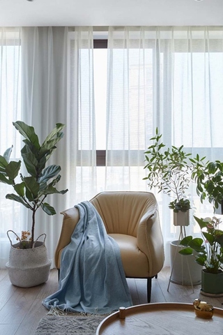 北欧风格三居室装修客厅窗帘图片