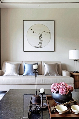 新中式装修让家更温馨客厅装饰画