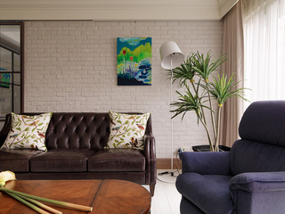 现代美式混搭沙发背景墙装修效果图