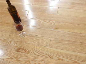 实木地板什么材质好 实木地板常见种类及其优缺点