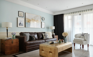 美式风格两居室沙发背景墙装修设计图