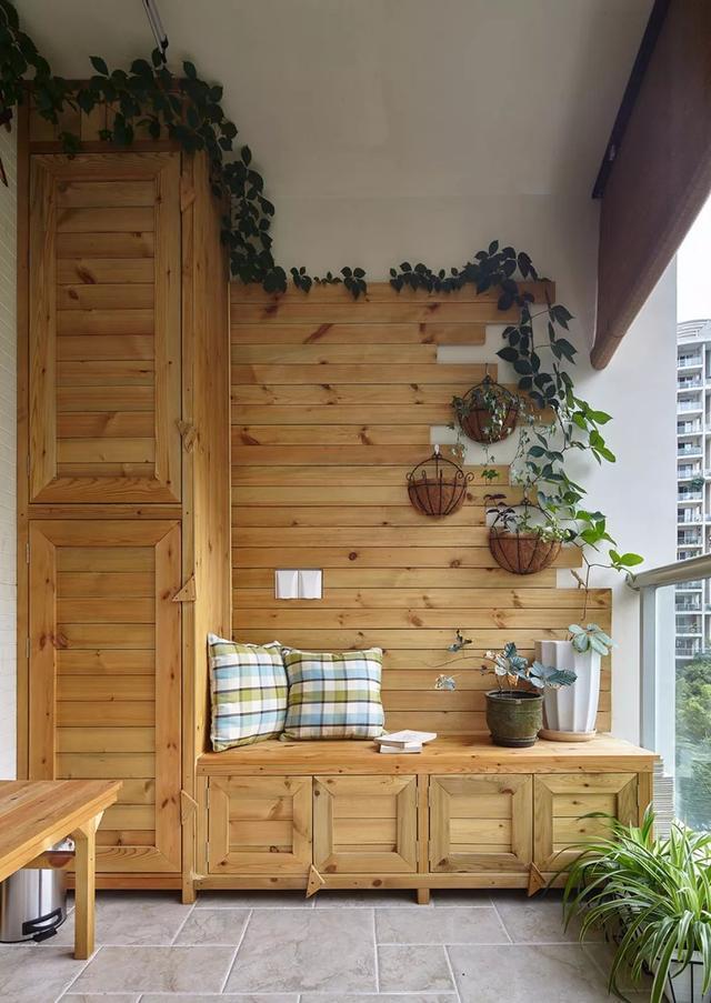阳台植物上墙，不占空还漂亮！