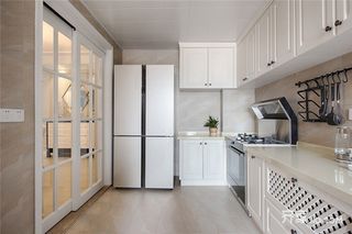 125平美式风格三居厨房装修效果图