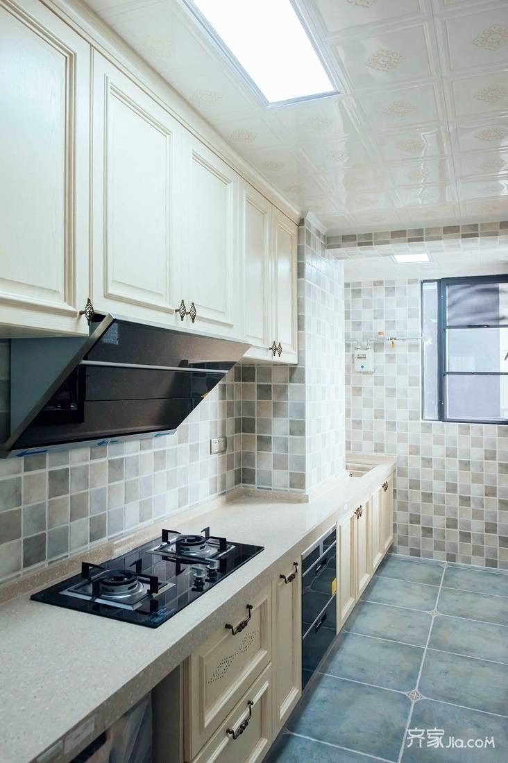 140平美式风格厨房装修设计效果图