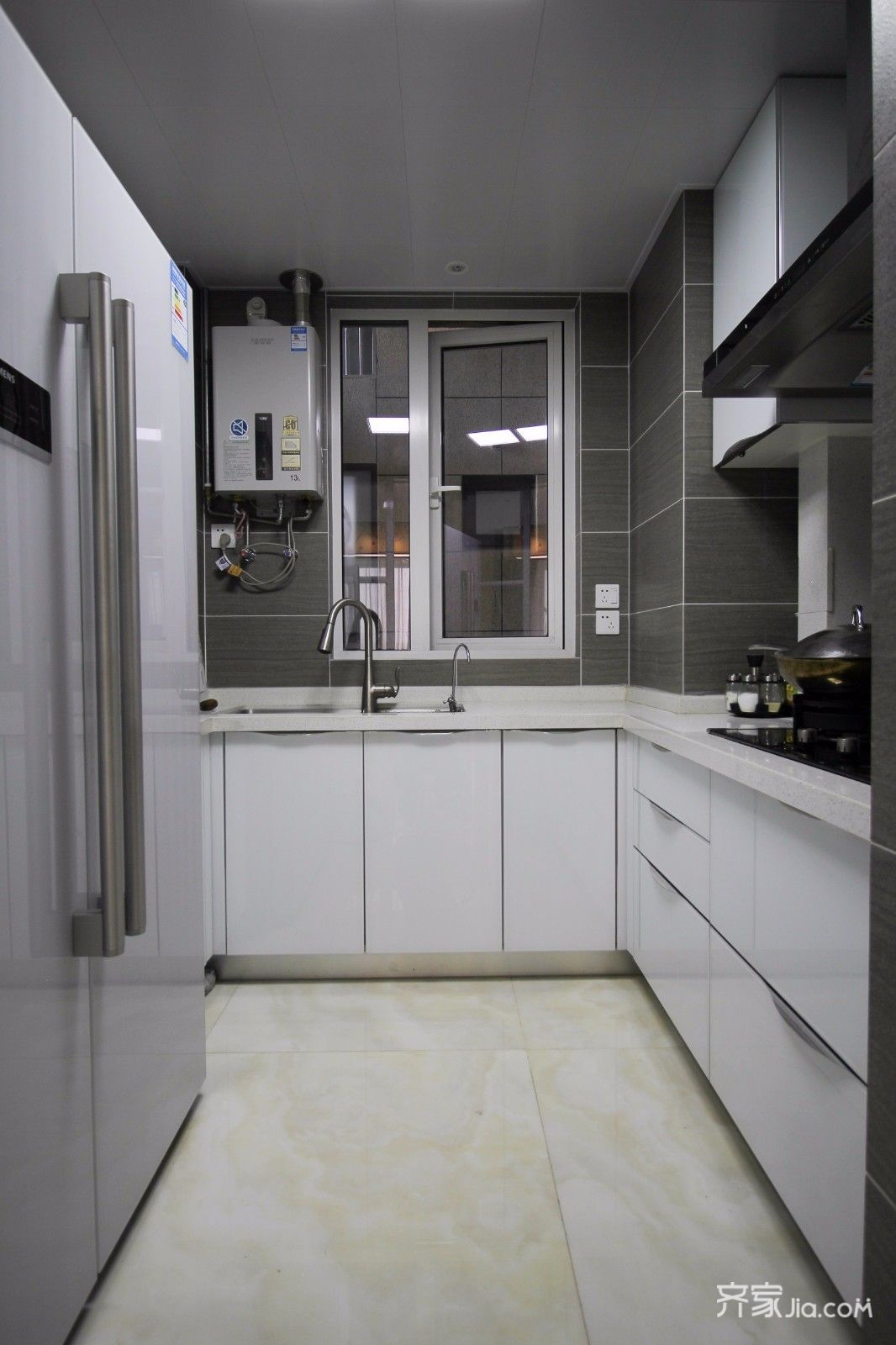 新中式风三居室厨房装修设计效果图