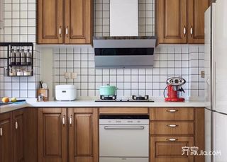 145平现代美式三居厨房装修搭配图