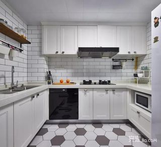 120平北欧风格三居装修厨房布局图