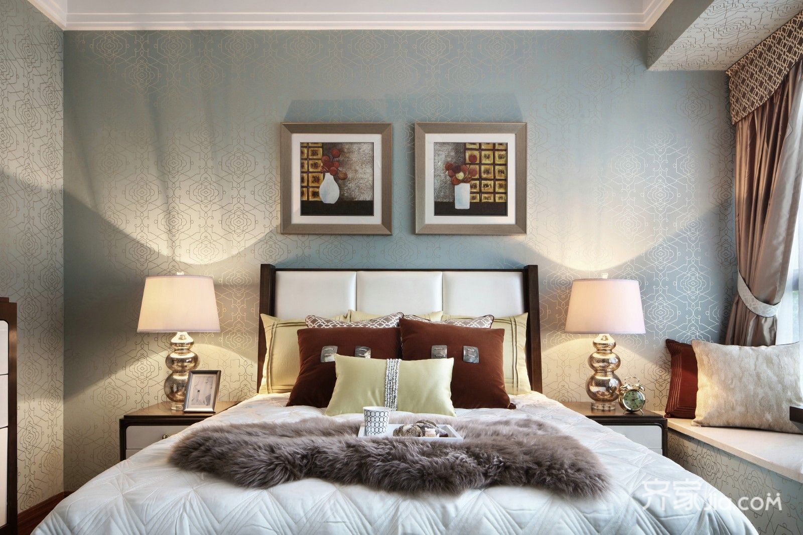 现代法式风格三居卧室装修效果图