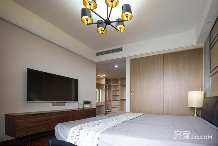 大户型,10-15万装修,四房装修,140平米以上装修,简约风格,卧室,电视柜,衣柜,原木色