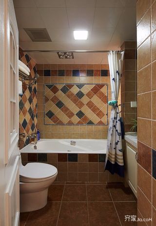 三居室美式风格装修卫生间装潢图