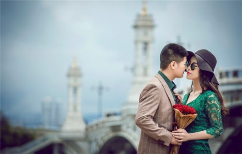 深圳施华洛婚纱摄影怎么样 流行的三种主题婚