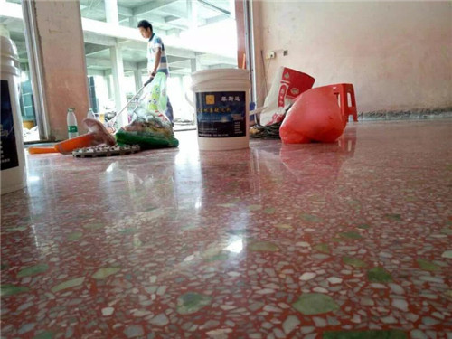 地板如何清洁