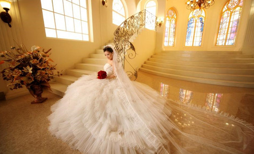 天津婚纱一般多少钱 去买婚纱前需要注意什么