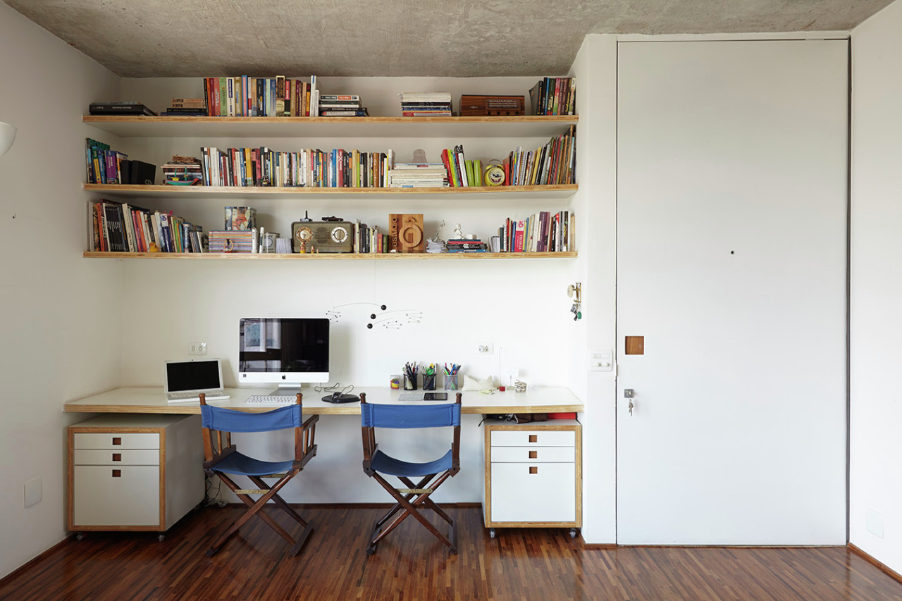 工业风格一居室装修书桌设计图