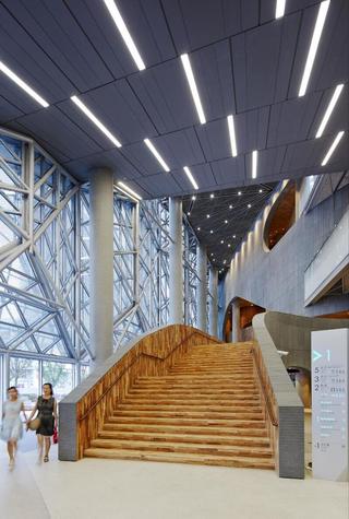 虹桥艺术中心楼梯装修设计图