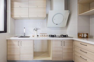 90平木质日式三居厨房装修效果图