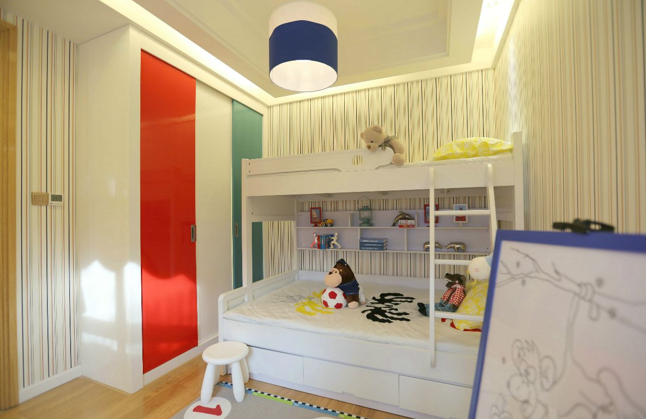 二居室现代简约儿童房装修效果图