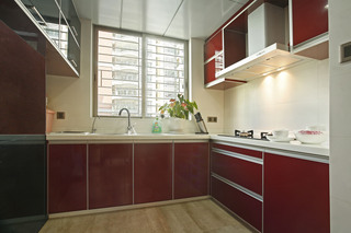 红色厨房装修效果图