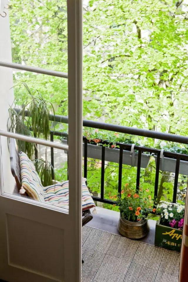 自己DIY打造阳台花园，再不用羡慕花园洋房了