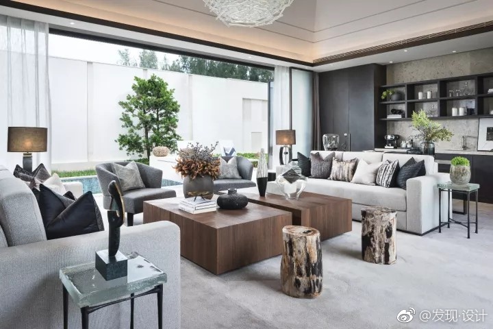 让客人惊艳的新中式客厅!新中式客厅优雅而有气质，将古典元素和...