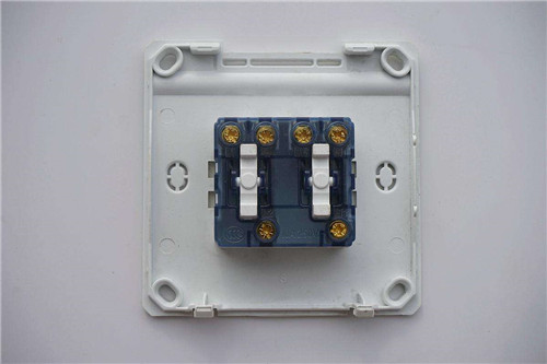 怎樣接雙開雙控開關