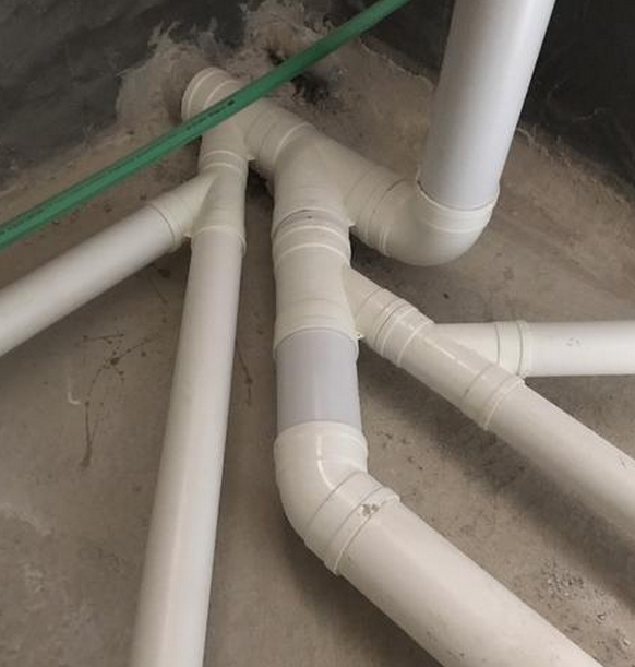 卫生间排污管漏水维修属于谁