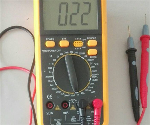 数字万用表测电压的使用方法是什么