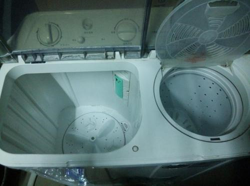 双桶洗衣机脱水桶怎么拆