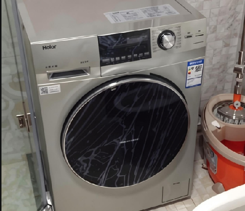 水管漏水怎么补漏雨水管漏水拿什么补漏