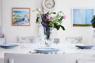 优雅清新北欧风餐厅 水晶花瓶设计