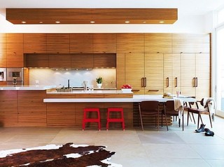 实木现代美式厨房橱柜装饰图