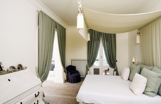 欧式风格别墅卧室窗帘设计