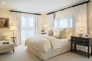 优雅简美式 裸色系卧室窗帘设计