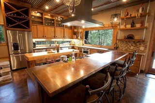 自然原木北欧风 开放式厨餐房一体设计