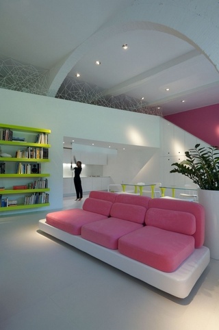 梦幻后现代客厅 桃粉色沙发效果图