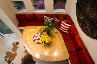 东南亚风情别墅客厅 红色沙发俯瞰图