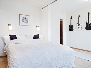 白色纯净简洁北欧卧室装修图