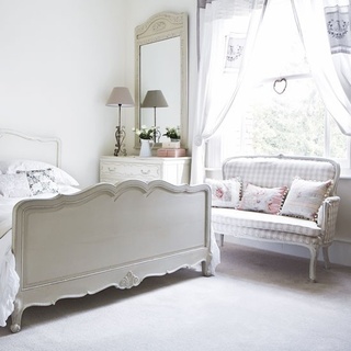 唯美纯白北欧风 卧室沙发设计
