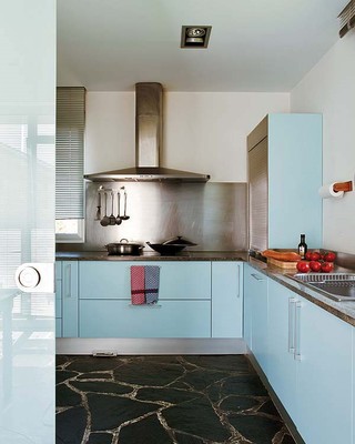 简约地中海风情厨房 蓝色橱柜设计