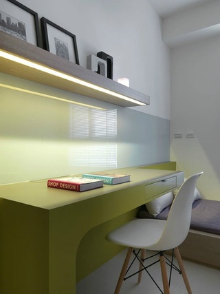 清新简约风书房 果绿色书桌设计